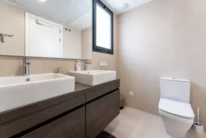 Appartement 'Holiday Apartment Middle Views' avec vue sur la mer, Wi-Fi et climatisation - Image 2