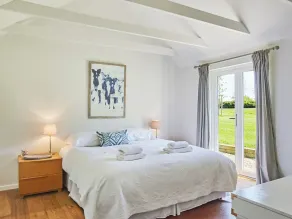 2 Schlafzimmer Unterkunft in Birdham, near Chichester - Image 3