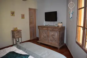 Villa au Coeur de la Garrigue Nimoise Pour 8 Personnes - Image 5