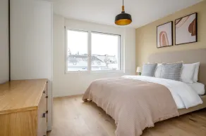 Trendy Wiedikon 2.0 Room w/ Storage & W/D, 3 min to Market, by Blueground - Image 4