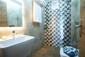 Captivating Bougainvillea Apartment in Panormos - Image 3