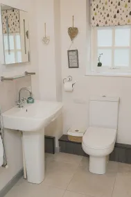 Picturesque Cottage In Symonds Yat - Dogs stay free + no charge for fire wood! - Image 3