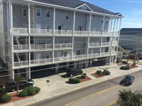 Luxurious 6 bedrooms condo on 2 roll beachfront in North MYRTLE BEACH,SC - Image 4