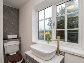 4 Lilac Cottages - Image 4