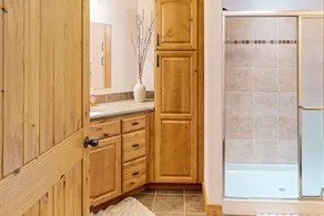 Luxurious Dog-Friendly Townhome Near Lake Estes with Fantastic Views - Image 4