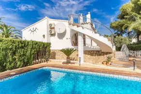 2 Bedroom Villa in Landscaped Gardens - Image 4