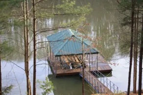 Serene Lakefront Retreat på Lake Keowee nær Clemson, SC - Image 2