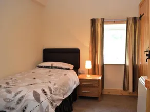 Alojamiento de 2 habitaciones en near Bootle - Image 4