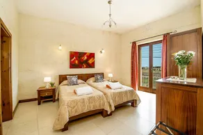The Olives Holiday Home - Image 5