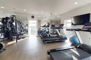 Luxury Apartment - Town Centre North Stevenage - Image 3