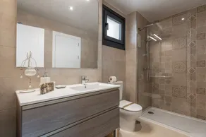 Beachfront Isla Canela Apartment - Image 4