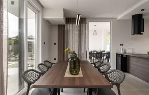 Smukt hus med 4 soveværelser i. - Image 4