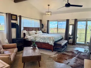 Luxury King, Incredible 360 Views, AC, Balcony, Dogs, 3 miles town trails, lakes - Image 2