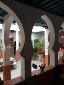 NADIA AZEMMOUR HOUSE CITY PORTUGIESISCHER - Image 2