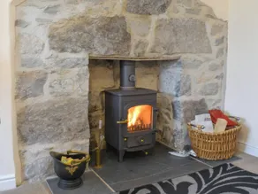 3 chambres à coucher à Llanarmon yn Lal - Image 3