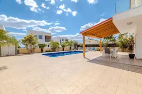 Marika Heights - Image 4