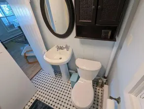 Luxury 2BR Lakefront w/ Dock & Kayaks - Image 3