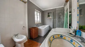 Einfamilienhaus,  halbem Weg von Lissabon/Fatima,Garten und privat Pool - Image 4