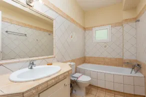 Villa Eleni - Three Bedroom Villa, Sleeps 6 - Image 3