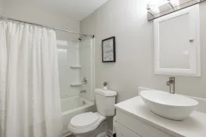 Modern Stunning SouthPark/Cotswold Home! - Image 3