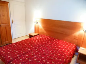 100m from ski lifts, 7th floor, view forest, balcony, tv, 52m², Brides Les Bains - Image 3