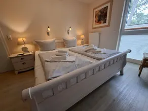 Home by the Sea Apartment 9 - Home by the Sea - Image 3