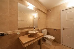 Roel Residence Apartments - Image 3