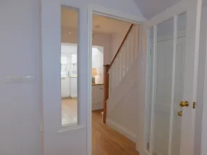 11 Seaview - Image 2
