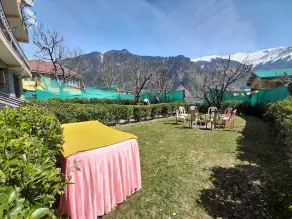 Manali Hotels With Beautiful View & Snow Peak Mountain View - Image 2