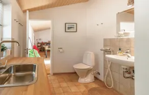 Dejlig bolig i Højby med køkken - Image 3