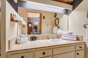 Awesome House Above The Lake/pets Welcome 2 Bedroom Home by Bear Valley Vacation Rentals - Image 5