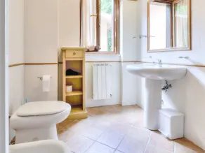 Elegant Holiday Home in Sorano with Swimming Pool - Image 3