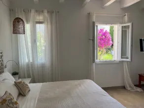 Komfortabel villa med pool, havudsigt tæt på Santo Tomas-stranden - Image 4