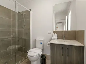 Ideal for Getaway - 3BR home - Image 2