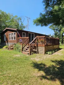 Private Home,1+acre,close to WIDells&CastleRock,YardGames,Firepit& FREE Firewood - Image 5
