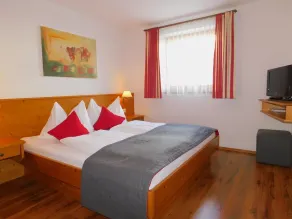 Resort Bressanone - cottage with 2 bedrooms, bathroom, toilet - Image 5