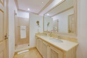 Luxurious House & Cottage located on the beautiful West Coast of Barbados. - Image 2