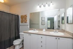 2nd Floor Corner Unit - 2 bedroom 2 bath in Tampa, FL - Image 3