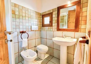 Residence surrounded by greenery with swimming pool in Badesi just 300 meters from the sea - Image 3