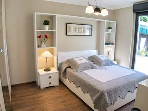 Modern möblierte 3-Zimmer-Wohnung mit Terrasse,  Garten & Panoramaseesicht - Image 5