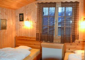 Esterno: chalet su 3 piani nel centro del paese con ingresso al 1 ° piano, per 5 persone - Image 3