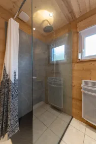 Chalet Avec Sauna, Magnifique vue et à 400m des Pistes - Image 5