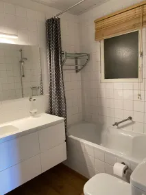 NICE TWO-BEDROOM APPARTMENT WITH TERRACE - Image 3