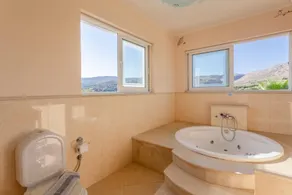 Villa Pelagos - Five Bedroom Villa, Sleeps 10 - Image 3