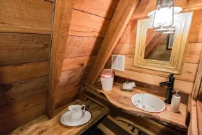 Glamping Barn - Creekside w / Outdoor Kitchen & Fire pit - Mieux que Pinterest! - Image 3