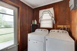 Charming Bacova Village Cottage Near Lake Moomaw - Image 4