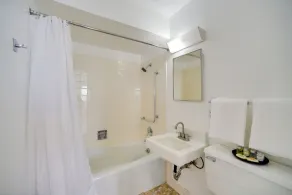 Lovely Micro Studio Apartment in Downtown Gadsden - Image 2