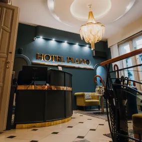 Hotel Piano - Image 4