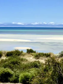 Panoramic Bay Views - Pet friendly & only a  5 minute stroll to town - Image 4