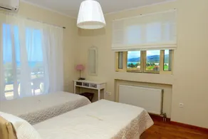 Citron Pale Villa with Private Pool - Image 4